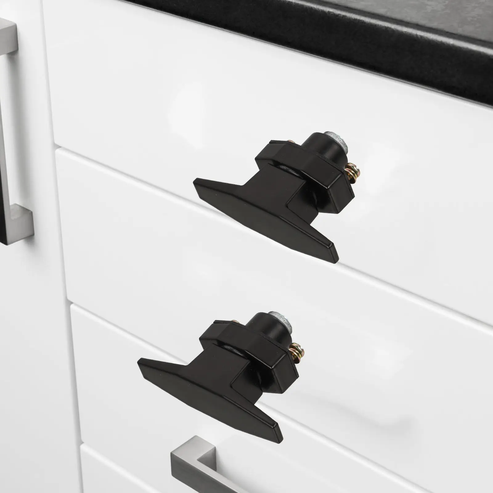 

Замок для шкафа Т-образной формы из цинкового сплава, сверхпрочный, для ящиков, подходит для толщиной 20-30 мм, замена замка для ящиков для хранения в автофургонах