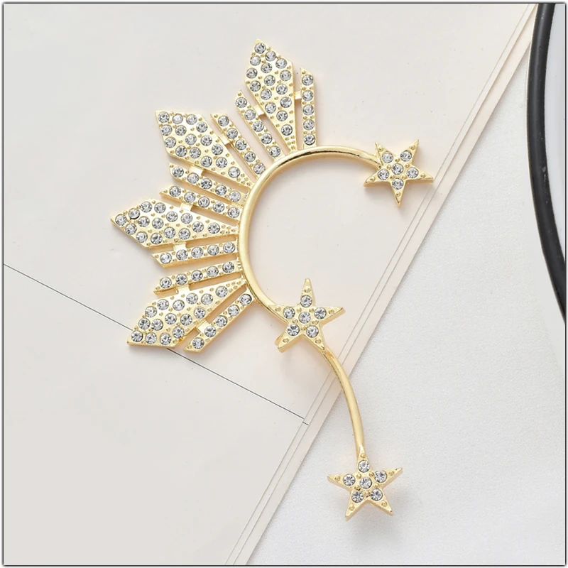 Crystal Space Star Ear Clip on Earrings for Women Accessories Lovely Rhinestone Star Big Ear Cuff Earring Fashion Ornaments Gift