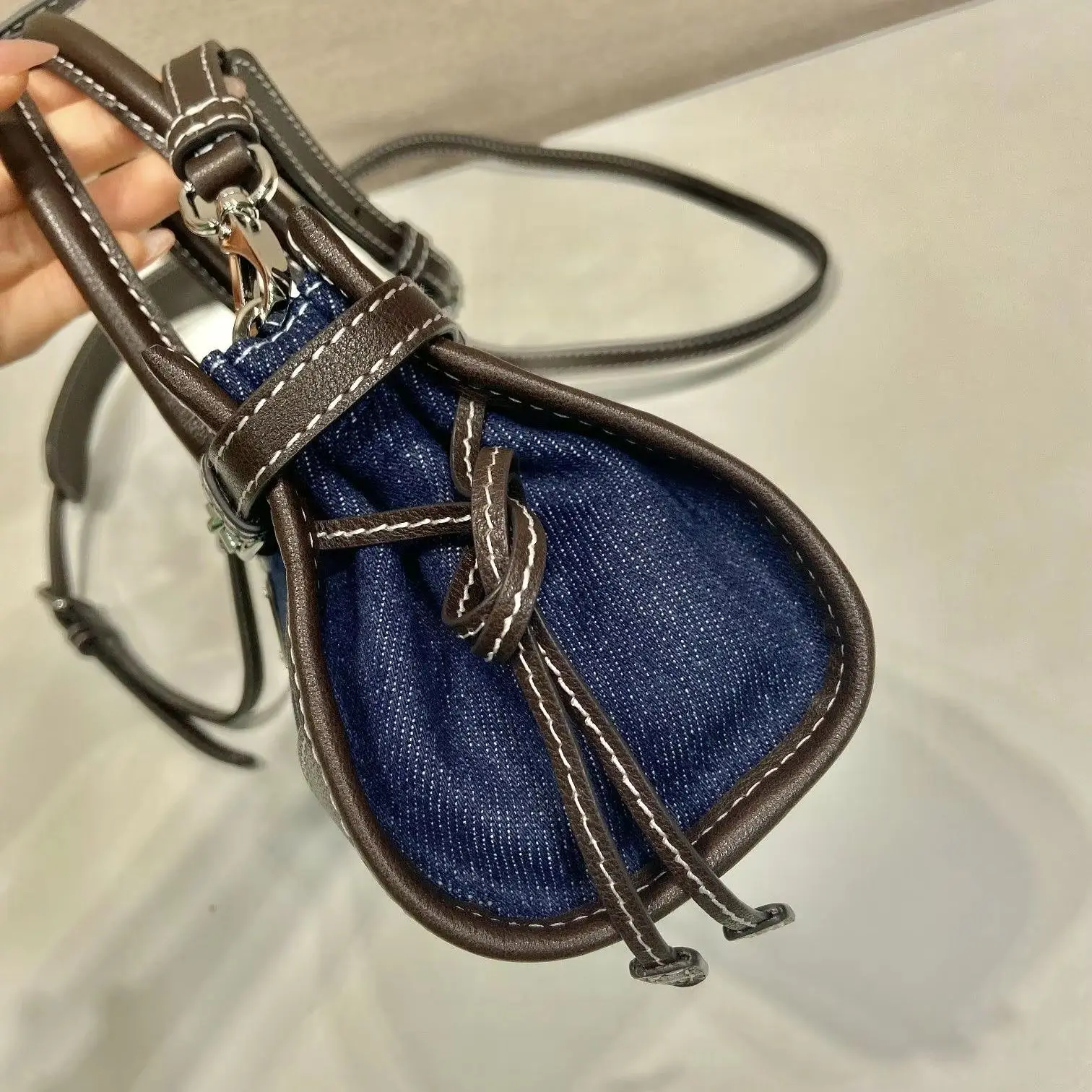 Denim Leather Mini Drawstring Bucket Bag for Women, Contrast White Stitching Small Crossbody Purse, Vintage Casual Handbag
