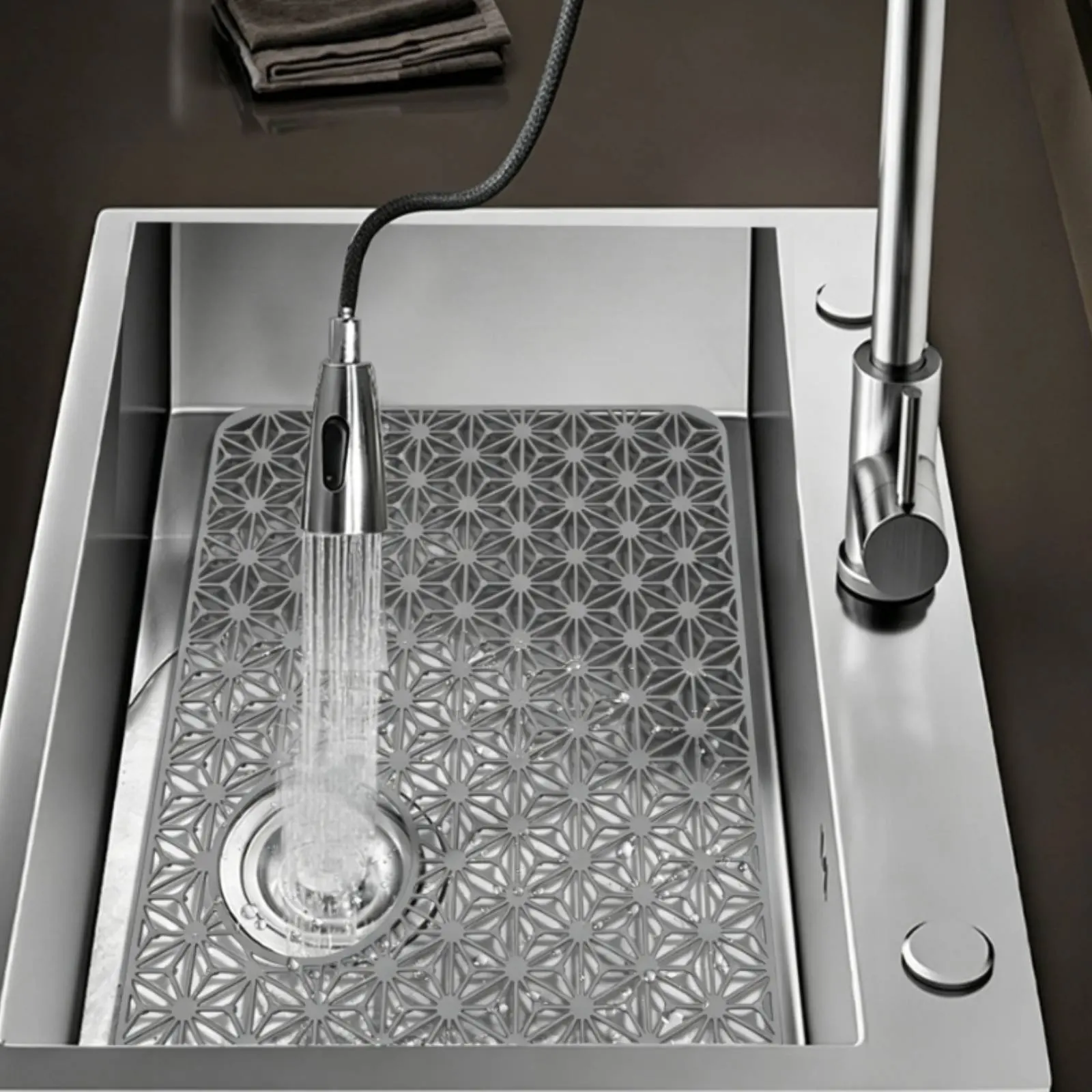 

Silicone Sink Mat Thickened Heat Resistant Counter Mat Non Slip Drain Pad Easy to Clean Home Accessory Space-Saving