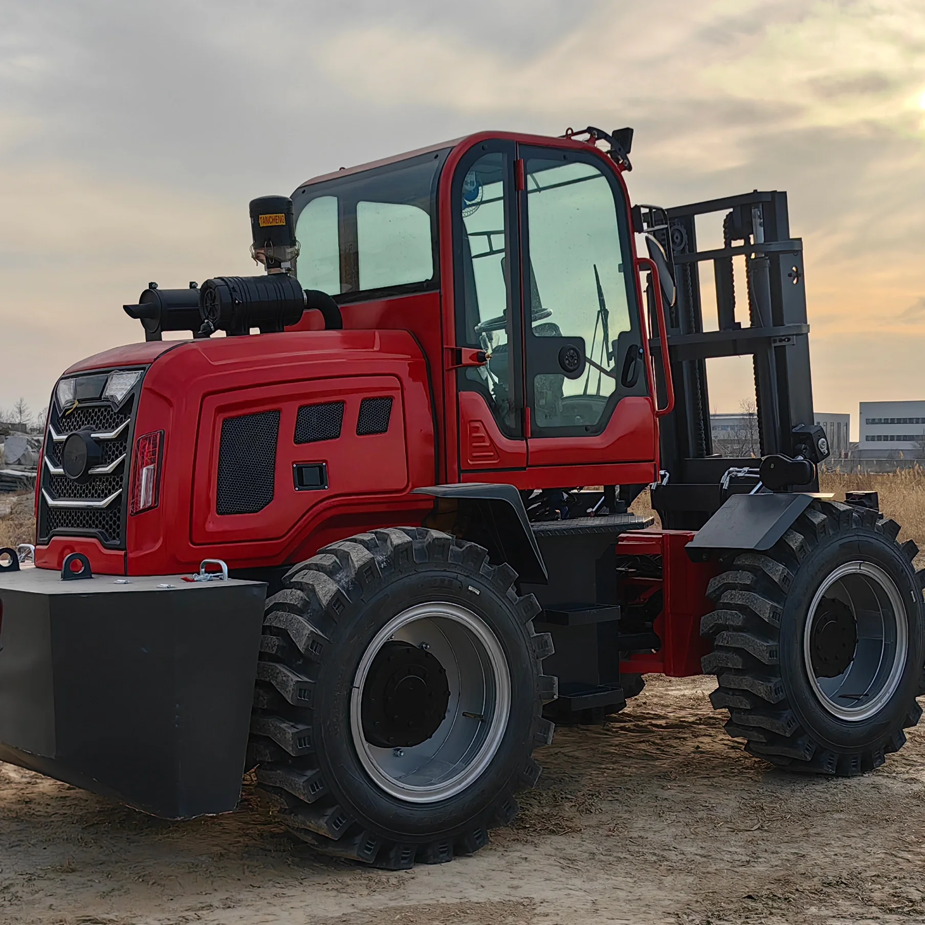 2025 New Forklift Factory Machinery  4WD off Road diesel Forklift 3 Ton 3000kg Rough Terrain Forklift with Solid Tire
