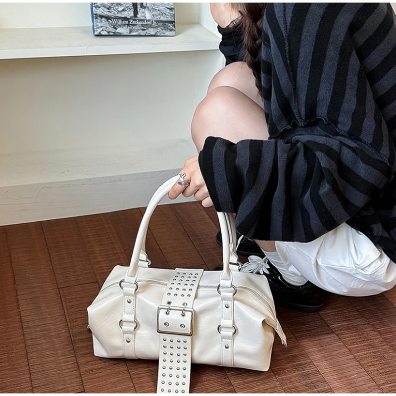 Y2k Nieten-Gürtelschnallen-Handtasche, Damen Motorrad Biker Punk-Stil Metall-Nieten-Schultertasche, Koreanische Y2k Mädchen Reißverschluss-Tragetasche – Detail 40