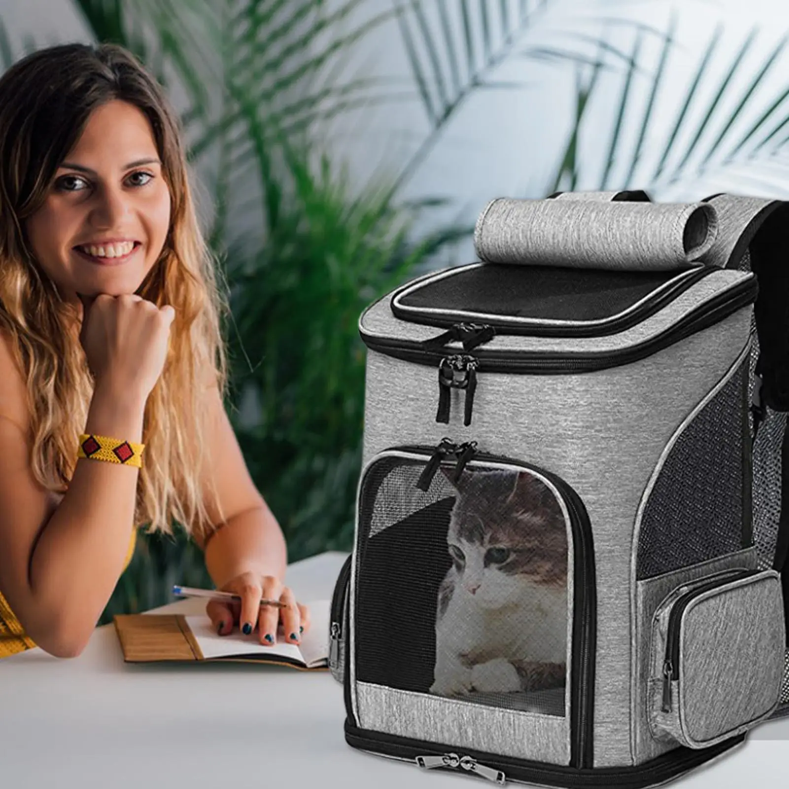 

Cat Travel Carrier Portable Expandable Soft-Sided Puppy Carrier Breathable Pet Backpacks For Car Flight Vet Visit Grooming