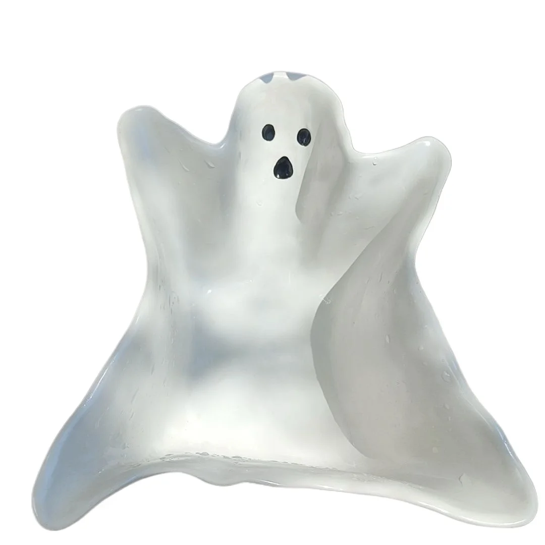 

Halloween Ceramic Decorative Plate White Ghost Candy Plate Fruit Basin Snack Storage Basin Ornament.