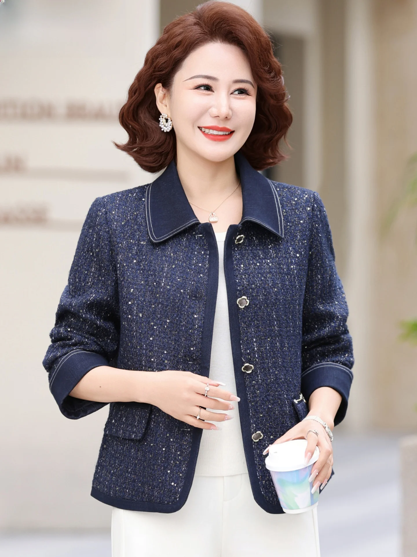 

Весенняя модная джинсовая куртка для женщин среднего и старшего возраста, свободный кардиган из полиэфирного волокна