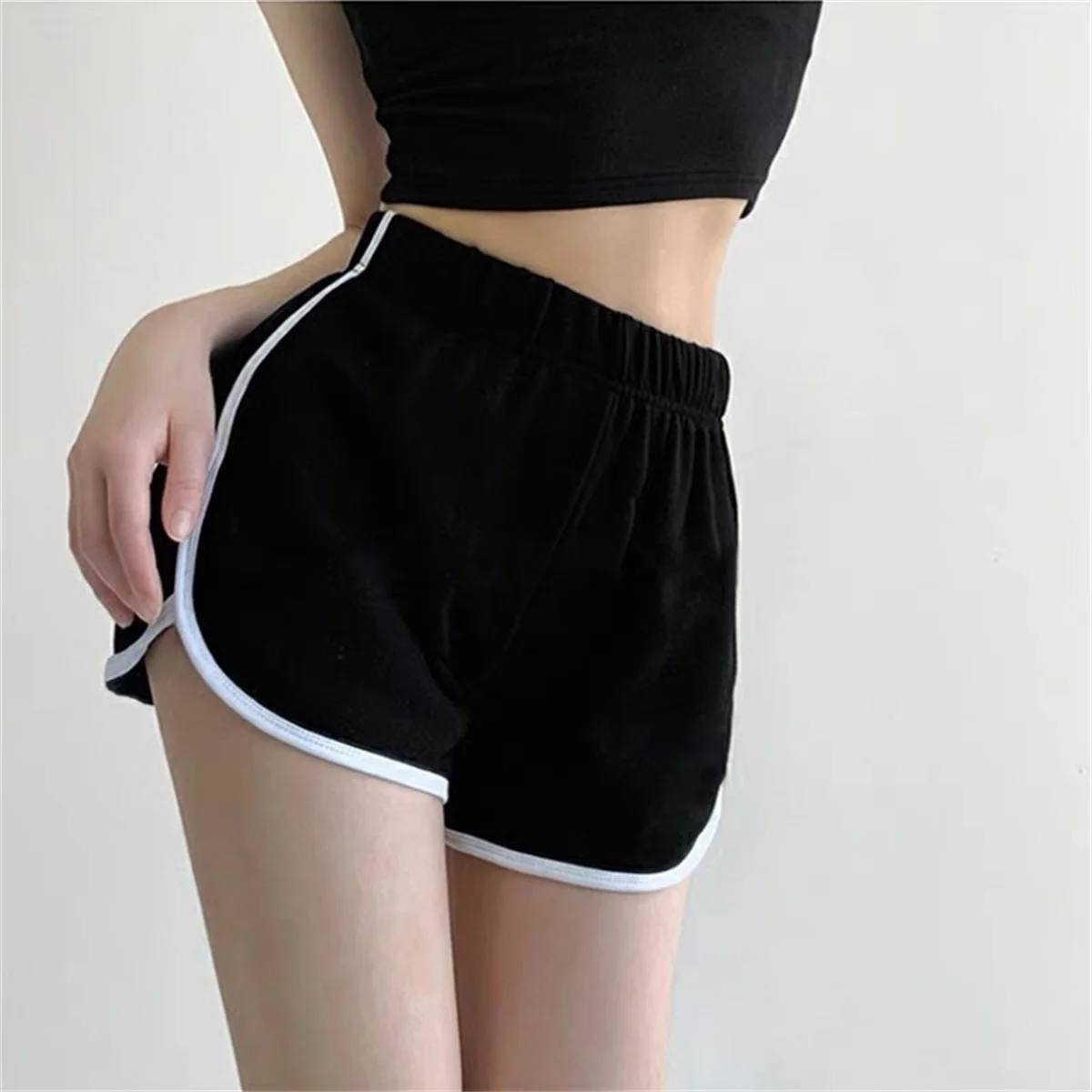 

Women Solid Breathable Shorts Summer Fashion Trendy Lightweight Drawstring Basketball Sports Fitness Large Middle Running Shorts