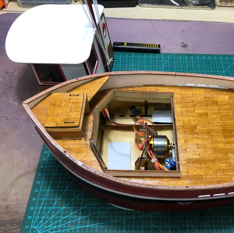 30 سنتيمتر RC قارب Q3 لطيف التحكم عن بعد السفن مصنوعة بعناية هيكل خشبي RC Schiffe نموذج RTR لعبة السفينة #5