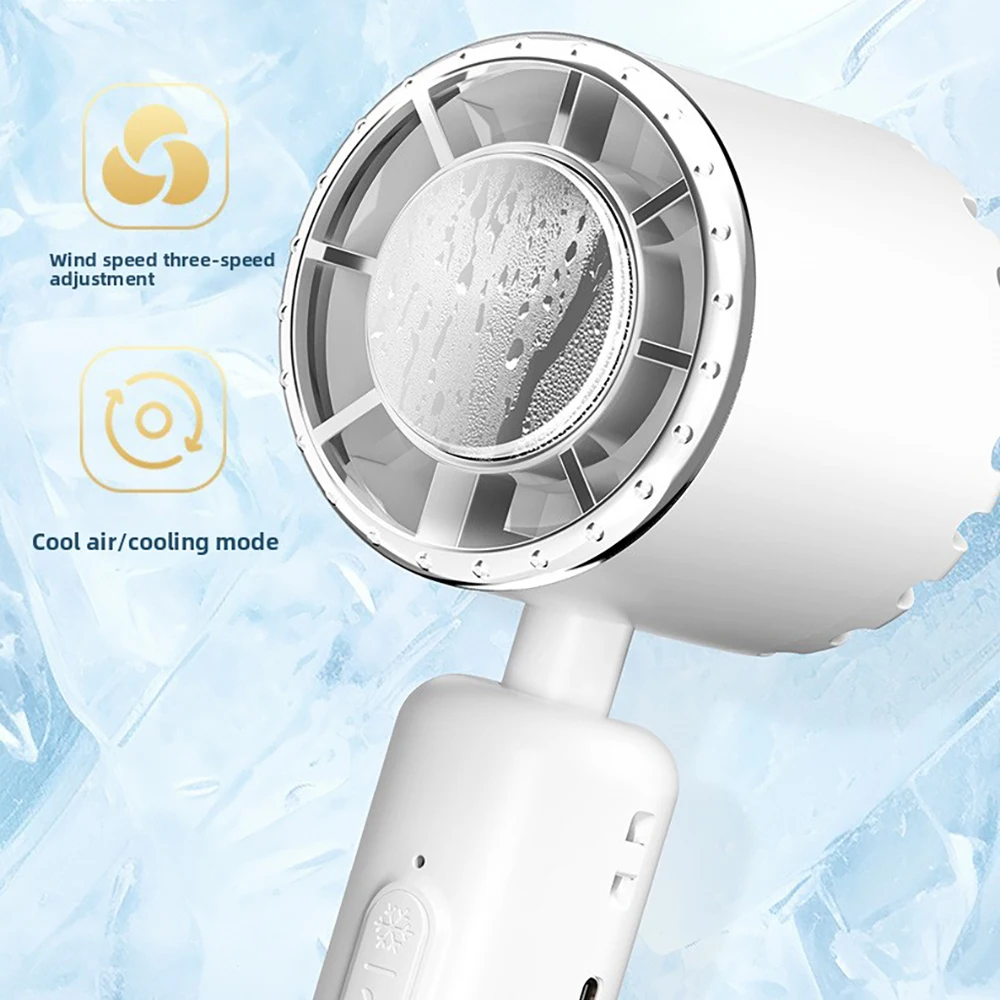 Mini New 3 Speeds Fan Cooling Fan Camping Outdoor 2000mAh Battery Portable 90 ° Rotation Desktop Mountaineering Buckle Fans