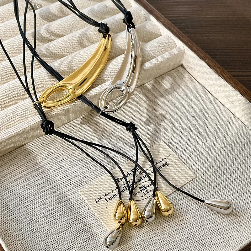 HANGZHI Punk Metal Feather Shaped Necklace Y-shaped Water Drop Tassels Pendant Rope Chain Vintage Funky Jewelry for Women Men