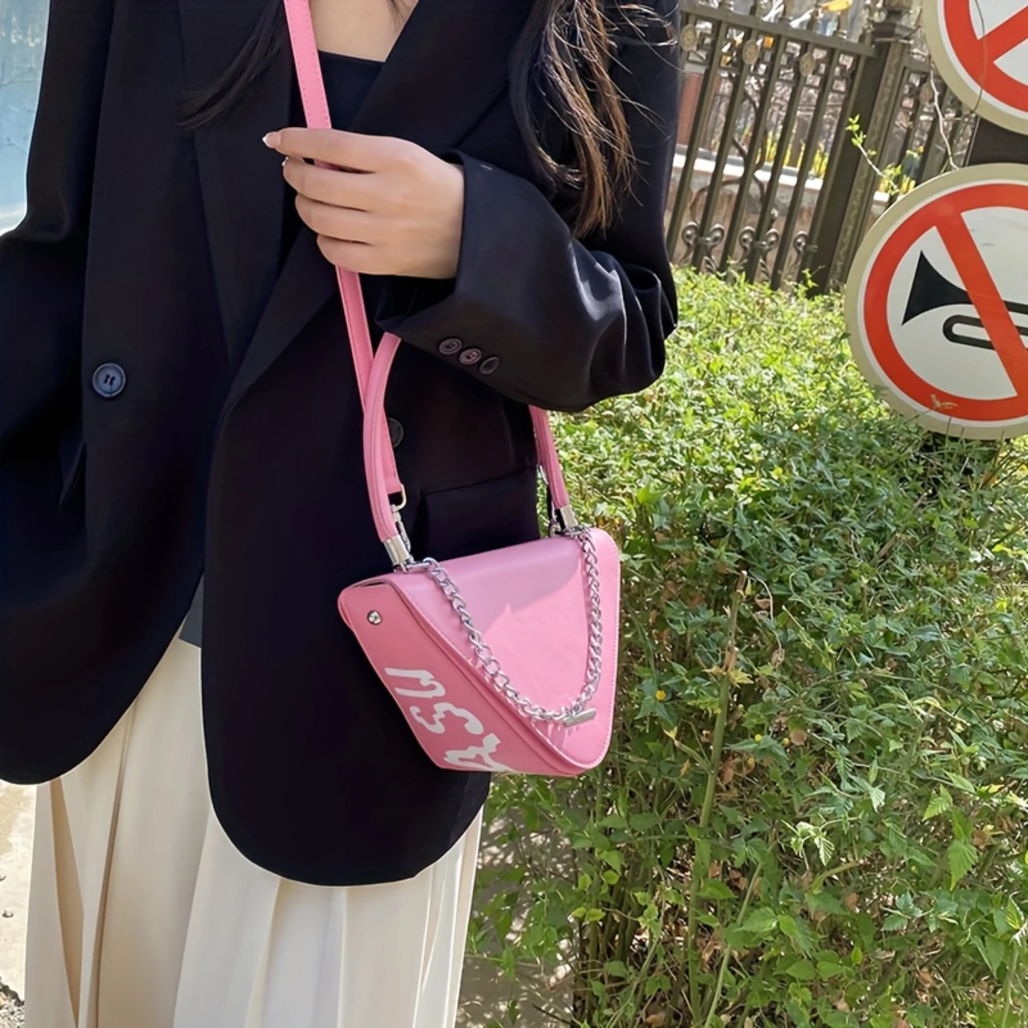 Triangle Shoulder Bag   Y2K Design Flap Underarm Bag - Minimalist PU Leather Bag