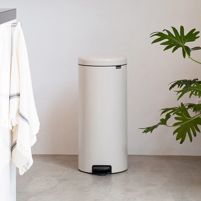 

Pedal trash can imported household stainless steel kitchen