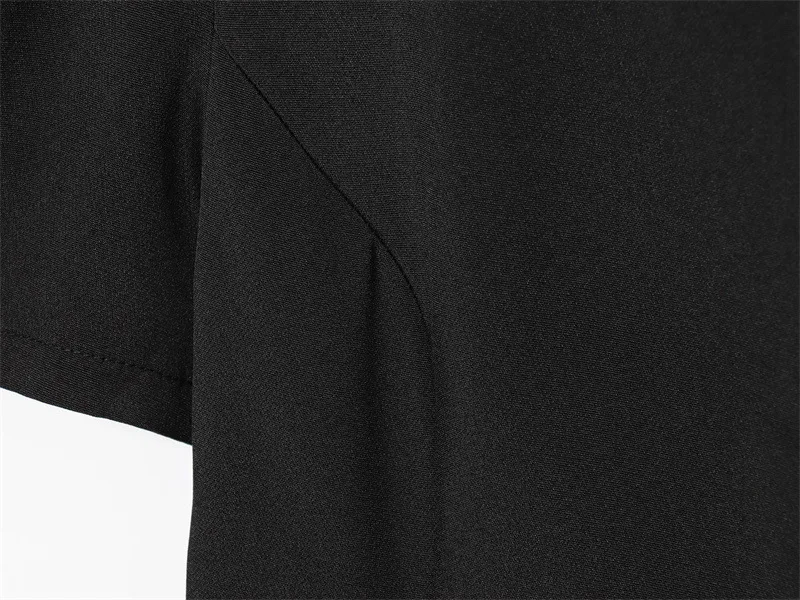 Black fitted mini dress, fashionable solid color, short sleeves, round neck, waist-cinching dress, suitable for daily commuting