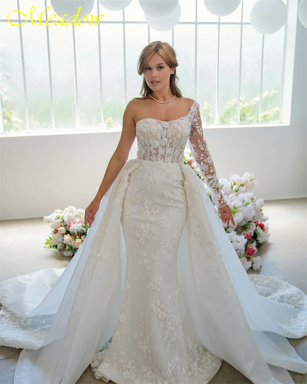 Customized Soft White Organza Wedding Dress Sexy One Shoulder Long Sleeves Bridal Gowns Boho Mermaid Court Train Robe de mariée