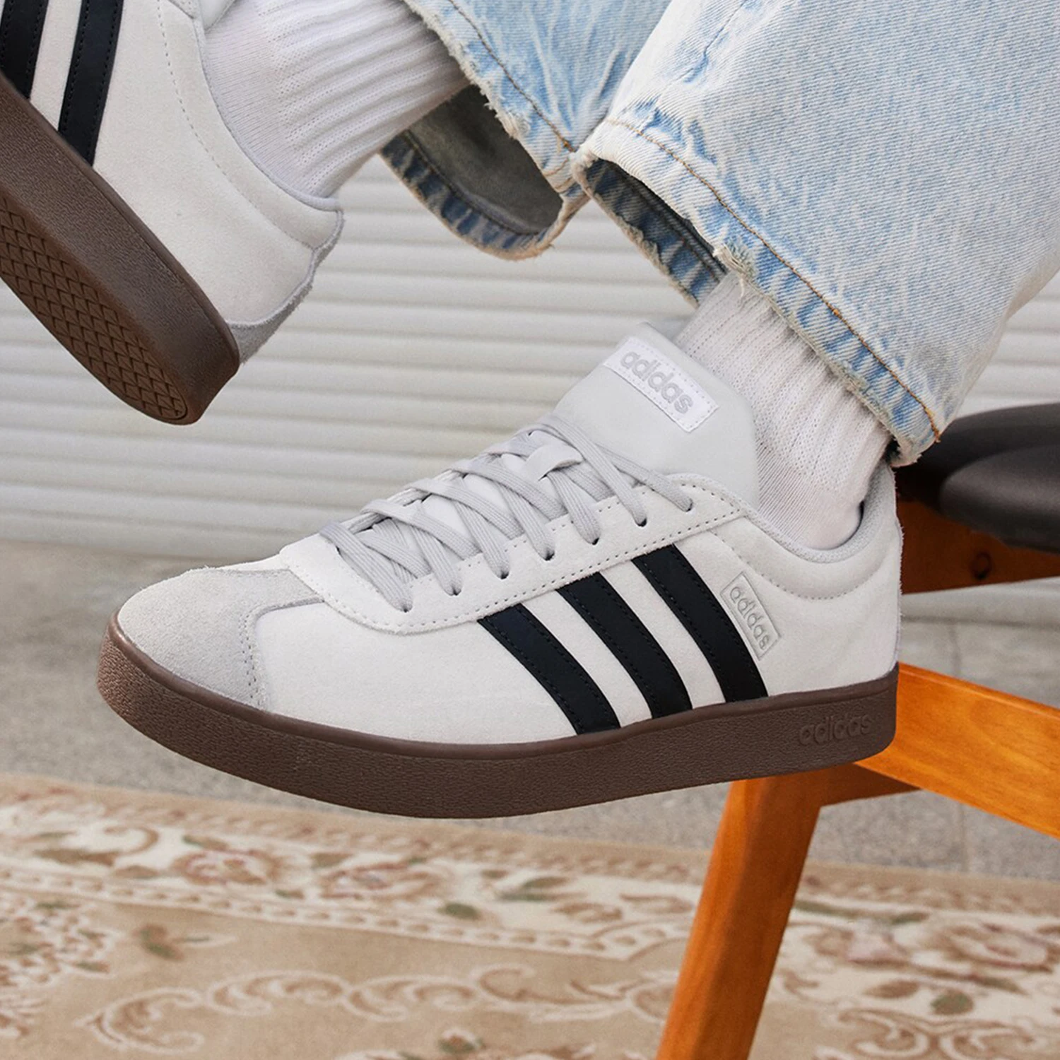 

Adidas genuine VL COURT CLASS men's and women's low top board shoes JR2560