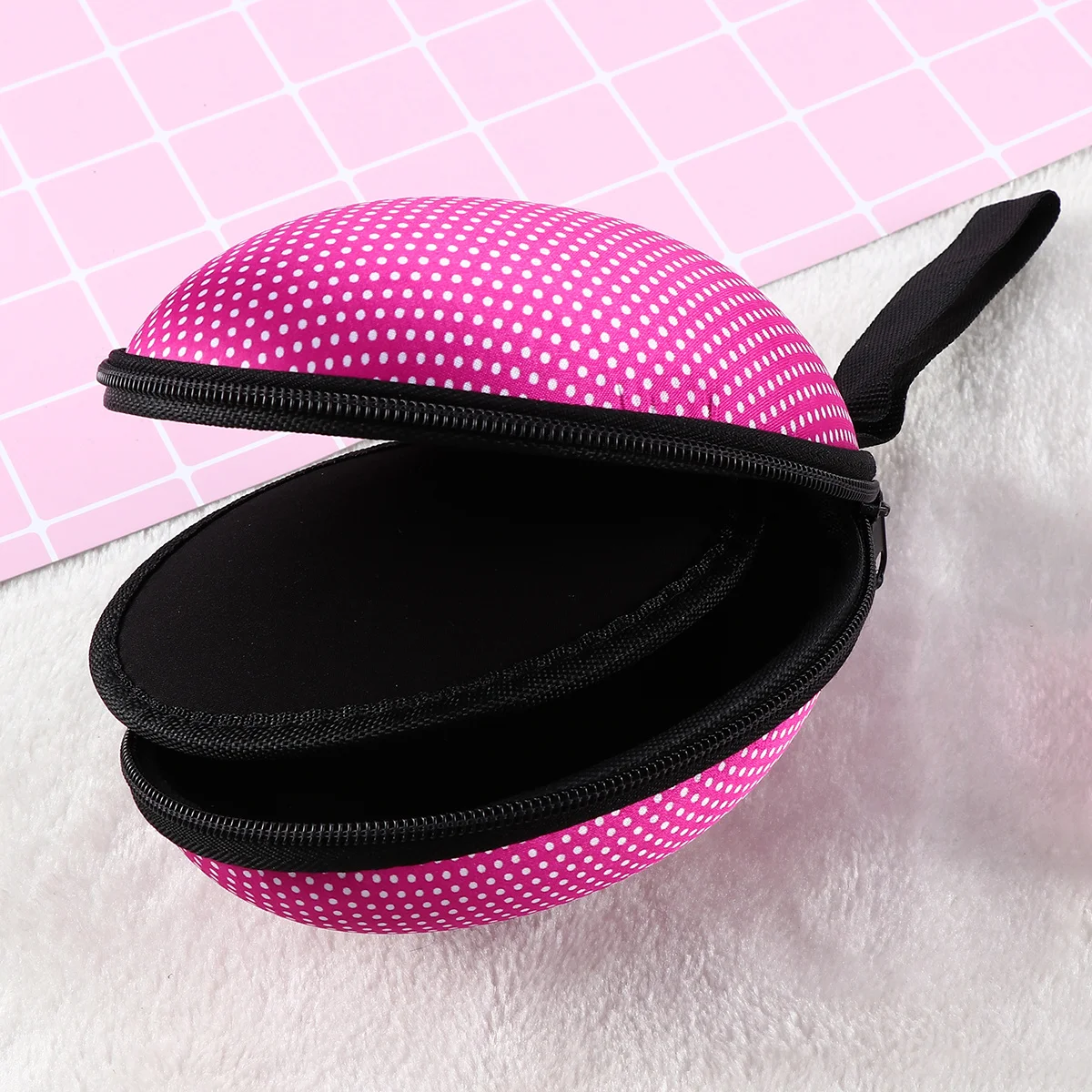 Silicone Bra Case for Invisible Bra Storage Travel Case with Dot Print Two-Way Zipper Lingerie Organizer Compact Protection