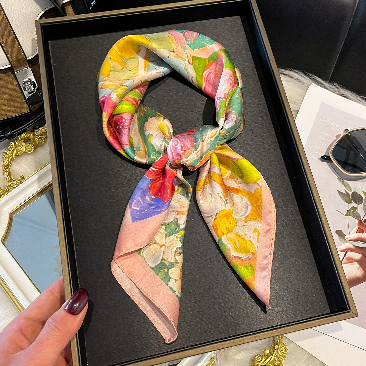 New Bandana Designer Silk Square Scarf Women Satin Shawl Wrap Hijab Female Hair Band Wrist Luxury Headkerchief 70*70cm Echarpe