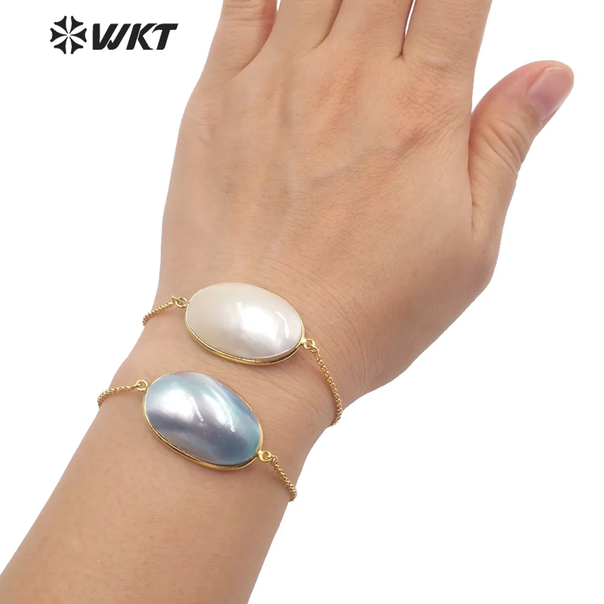 

WT-MPB085 Wholesale Fashion Gold Plated Bullet Shape Chain Bracelet With Flash Mabe Shell Bracelet Women Wedding Decorative