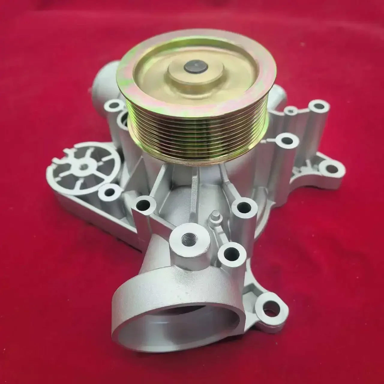 مضخة مياه D8K D8F D8H 21733610 21717576 للحفارة EC350D EC300D EC250D EC250E EC300E