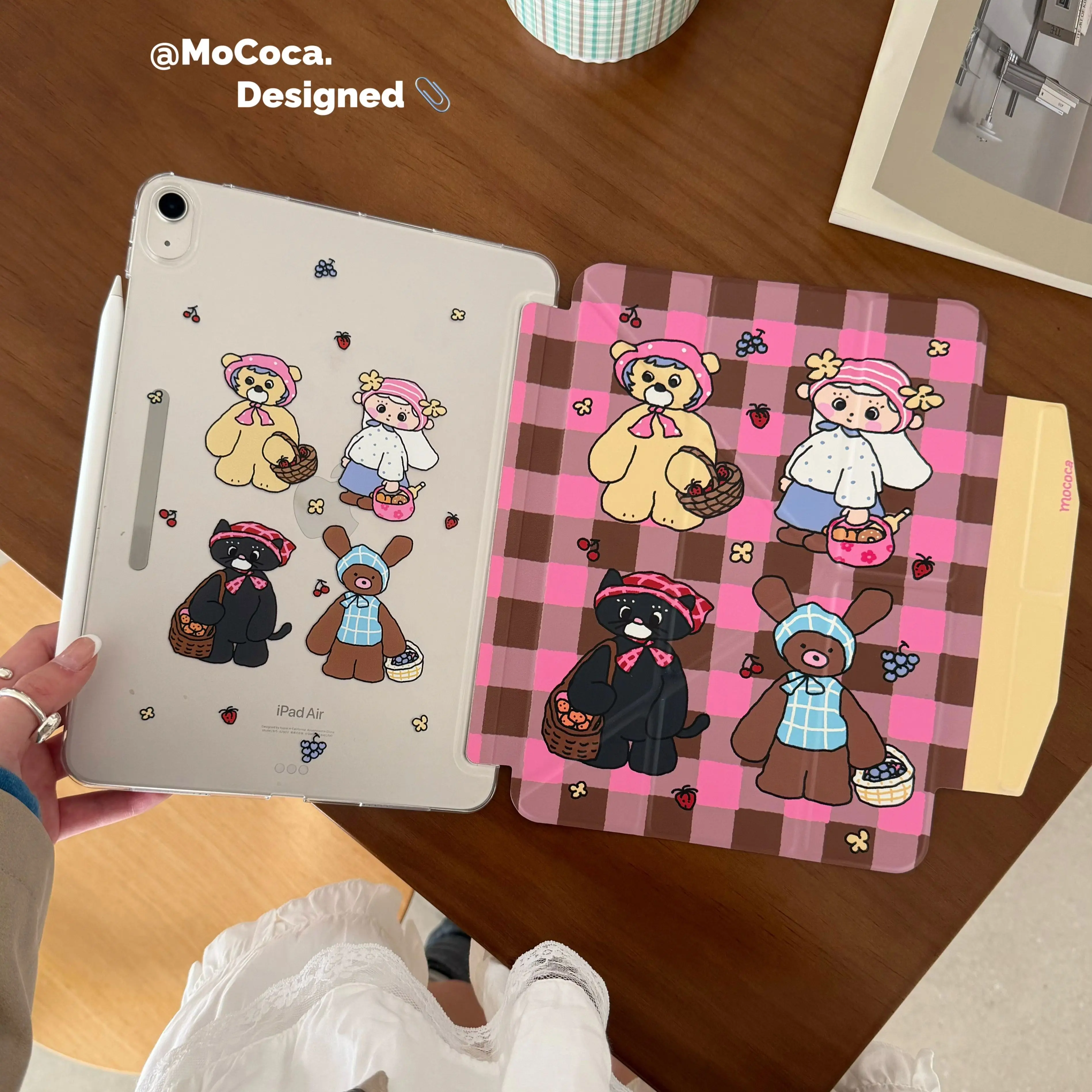 

Korean Ins Picnic Animals Pink Grid Y2K Cover For iPad Pro 13 11th M5 M4 12.9 A16 10 8 7 9th 10th Air 11 M2 M3 Mini Tablet Case