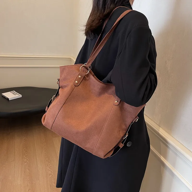 

2025 Winter Luxury Tote Bag for Women, Large Capacity Shoulder Crossbody Purse, Vintage Style Hobo Bag, Chic & Spacious