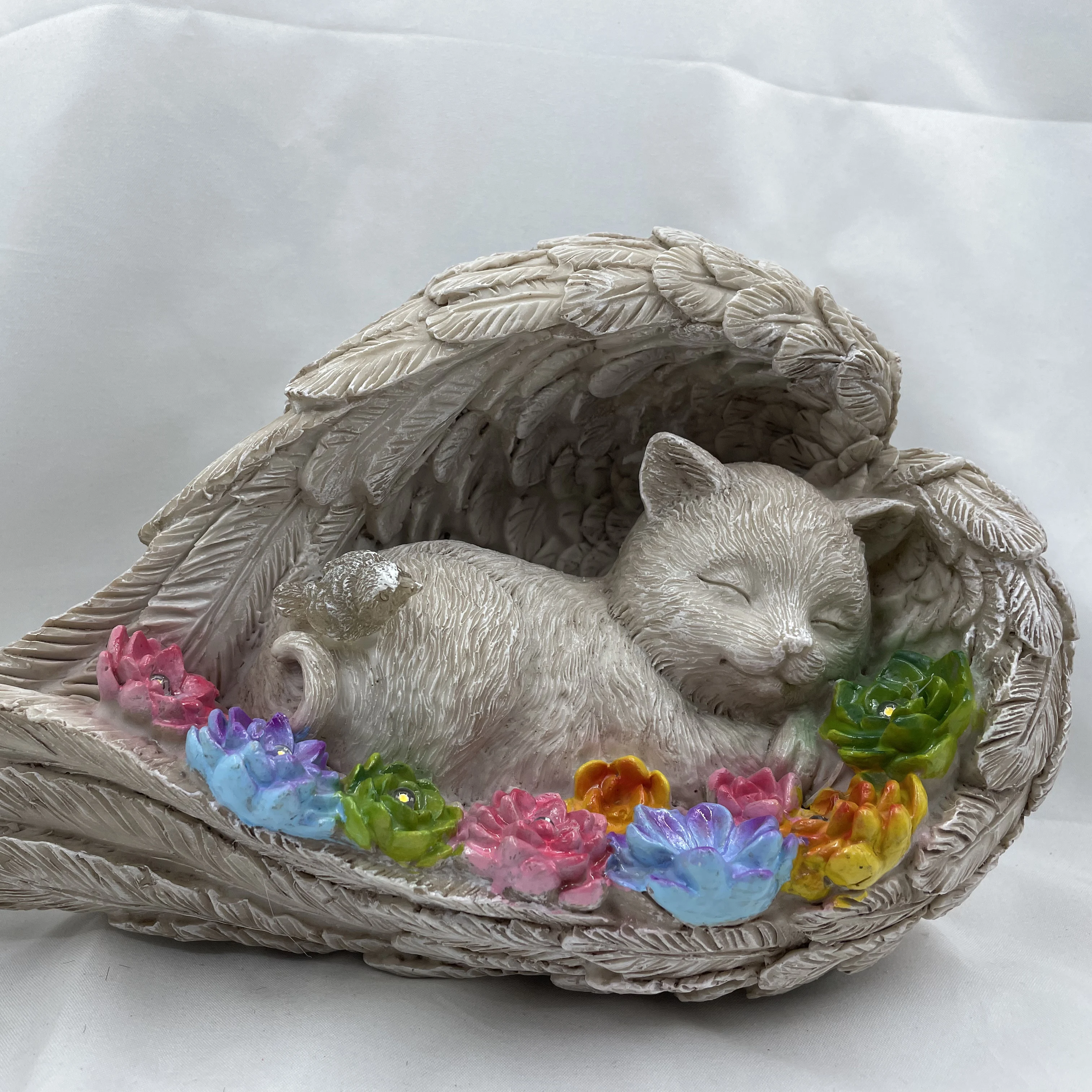 Angelic Puppy Memorial Resin Statue, Sleeping Dog/Cat in Angel Wings - Loving Memory Pet Memorial Stone for Dog or Cat