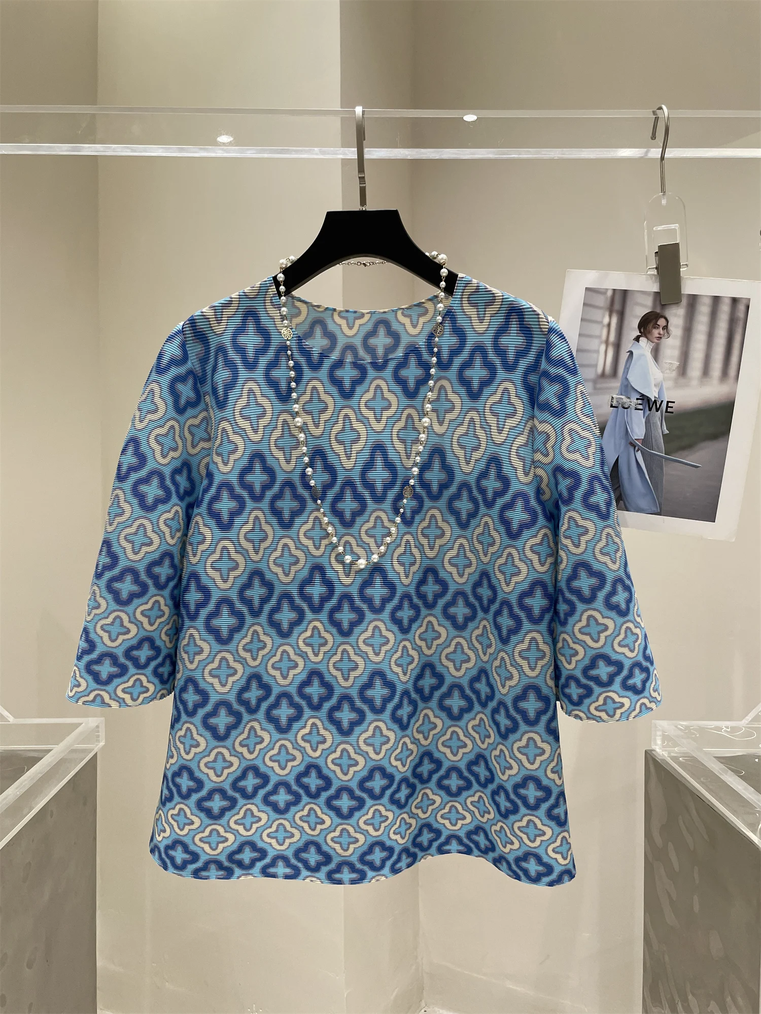 ele-large-elastici-four-le-clover-pleated-women's-faionable-mid-aged-and-ly-clothing-spring-2025-polyester-fiber