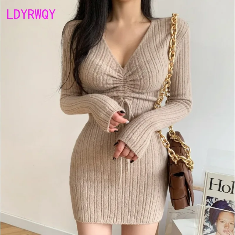 

Knitted Dress 2023 Autumn New Korean Version Temperament Design Sense Drawstring Wrapped Hip Slim Fit Pencil Skirt for Women