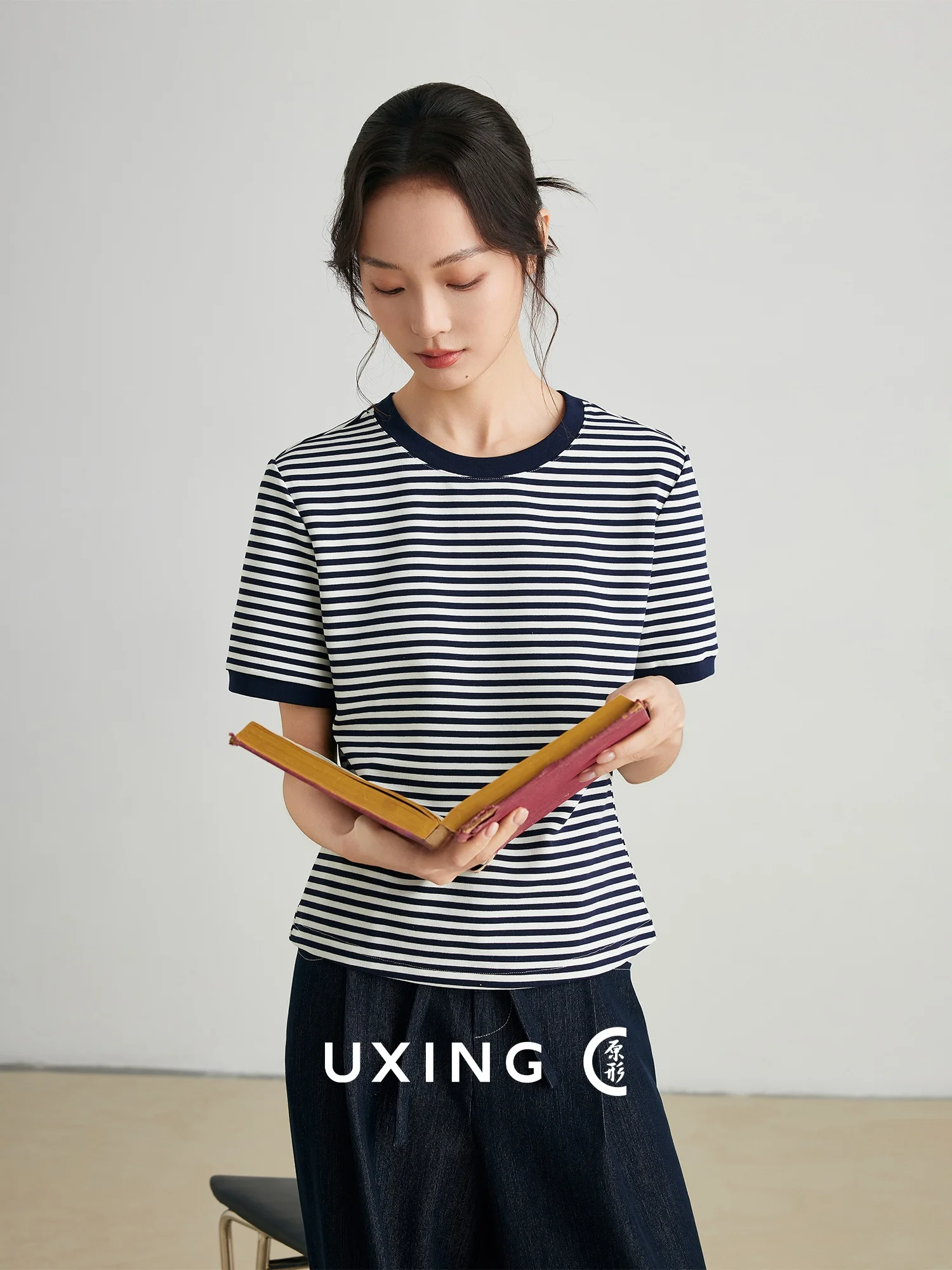 

Casual Stripe T-irt Women's Faionable Versatile Spring Summer New Sle Blue White Stripes Top Small Size Straight Cut
