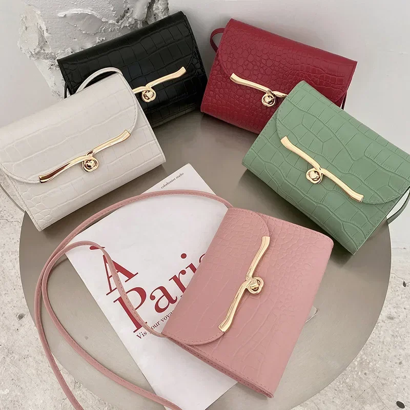 New Winter Korean Pattern Color Matching Lock Buckle Small Square Bag One Shoulder Diagonal Cross Mobile Phone Bags Candy Color