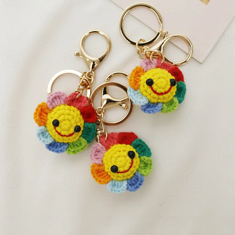 Creative Sunflower Keychain Hand Knitted Small Pendant Wool Knitted Smiley Keychain Mobile Phone Charm Girlfriend Gift Wholesale