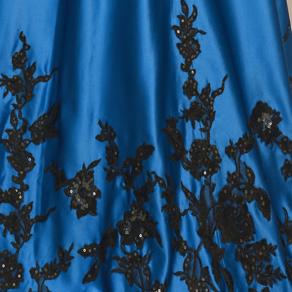 Abiti per la madre della sposa blu royal Squisiti abiti per invitati a un matrimonio con spacco laterale Abito elegante in raso per la festa di nozze delle donne