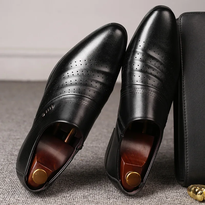 2024Men Dress Shoes Classic Business Casual Leather Shoes Luxury Wedding Shoes for Men Hollowed Out Oxford Shoe Slip-On Loafers