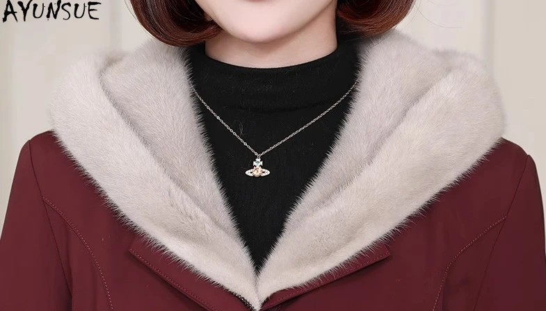 AYUNSUE 本物のミンクファーコート レディース 2025 冬服 本物の毛皮コート レディースコート ミドル丈パーカー 裏地取り外し可能 Пальто Женское