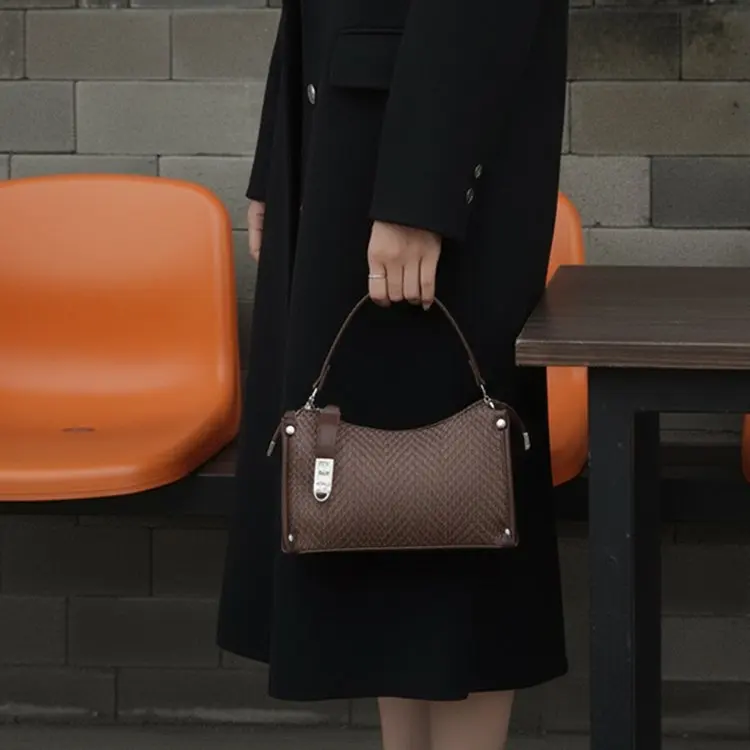 

New Vintage Quilted Tote Bag for Women Large Capacity Shoulder Bag with Top Handle, Minimalist Crossbody Purse for Daily Use