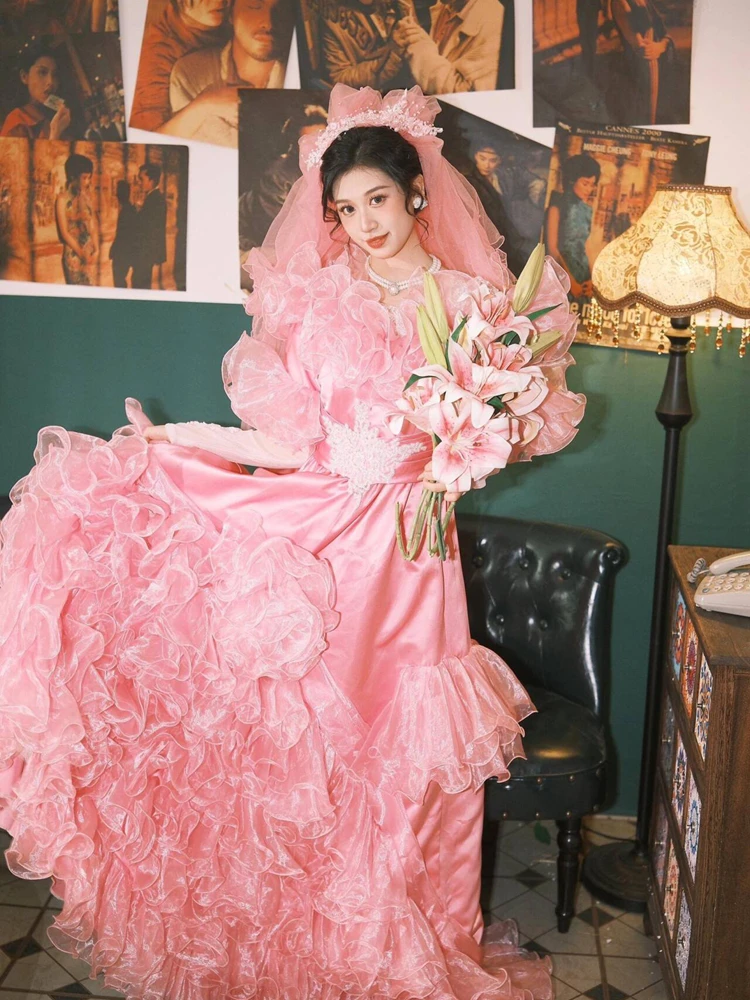 

2026 New Vintage Pink Retro Hong Kong Style Photography Clothes for Studio Use 80s Theme Travel Photography Traditional Chine...