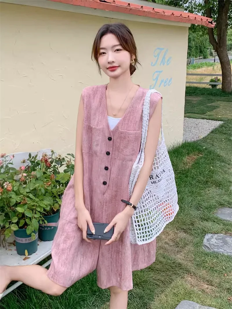 Pink First Love Jumpsuit Light thin New Korean Style College Style V-Neck Casual Age Reducing Shorts for Summer Women in 2024 WL