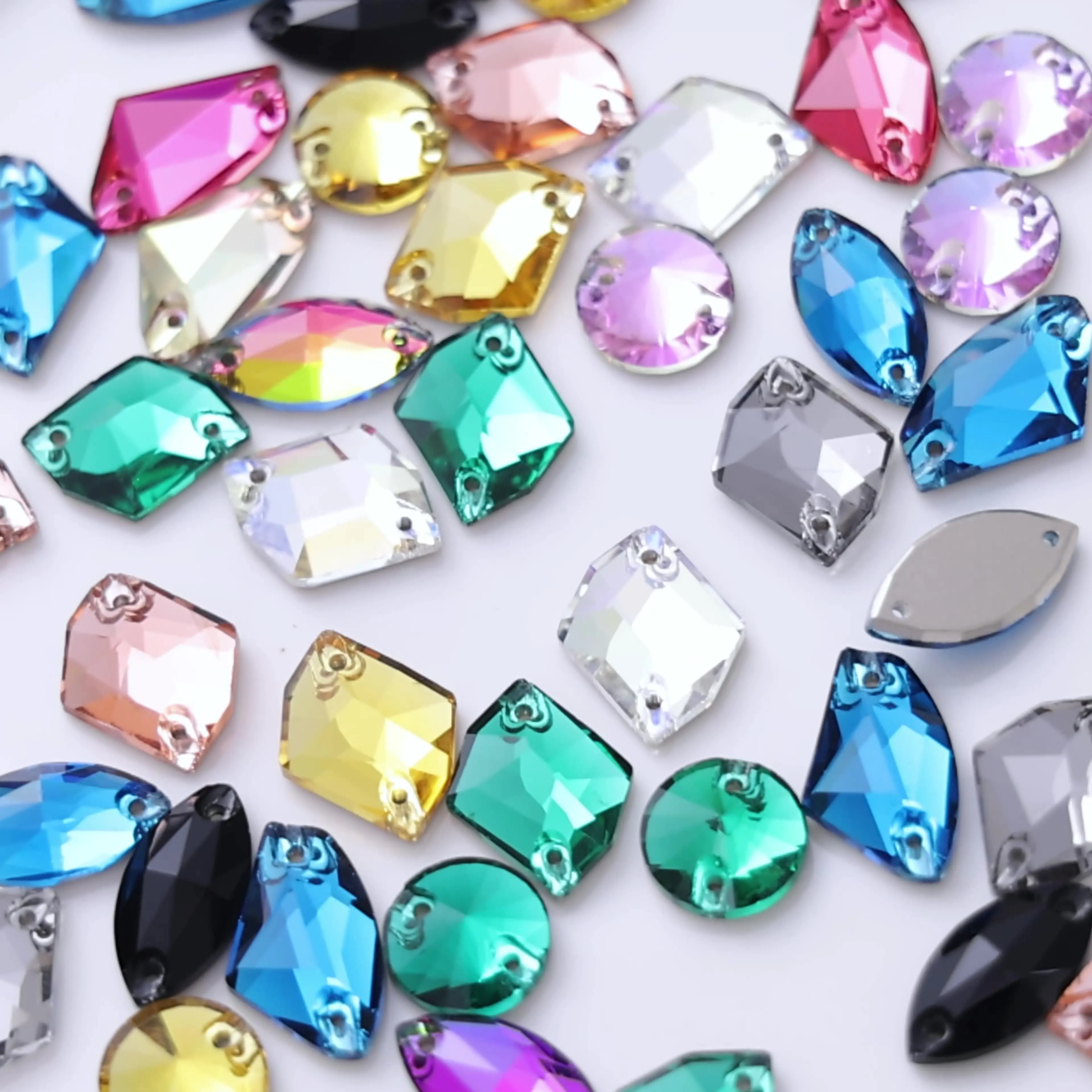 

High-quality K9 Crystal and AB Top Quality Glass Sew On Flatback Sewing Strass Stones used for Garment Wedding Dress