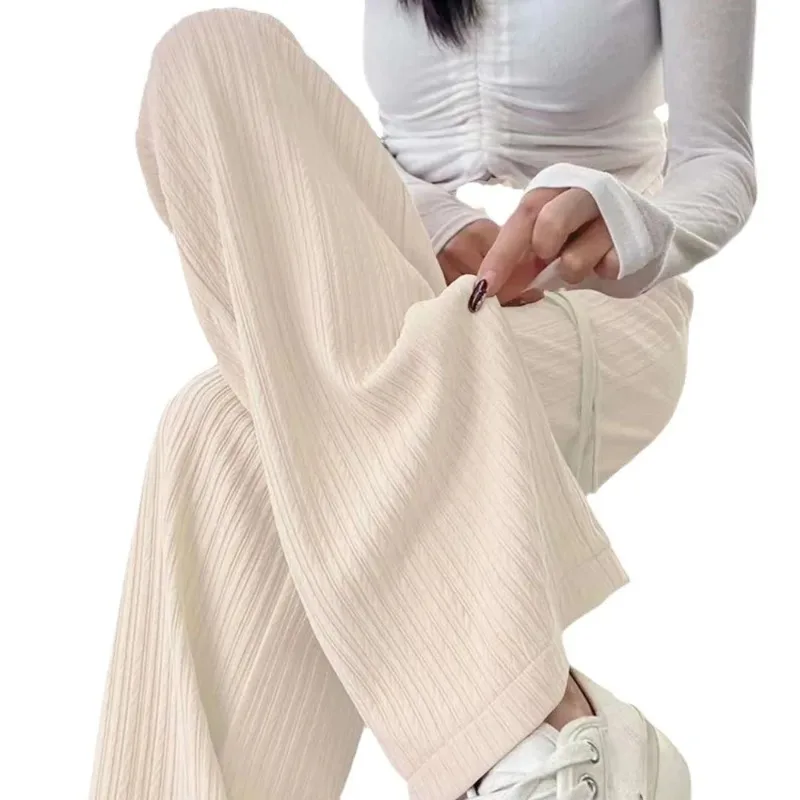 جديد 2026 سراويل سحابة الحليب الفقاعية للنساء عالية الخصر ثنيات غير رسمية مستقيمة واسعة الساق تصميم نسيج منتفخ ناعم لنمط المنزل في الشارع #6