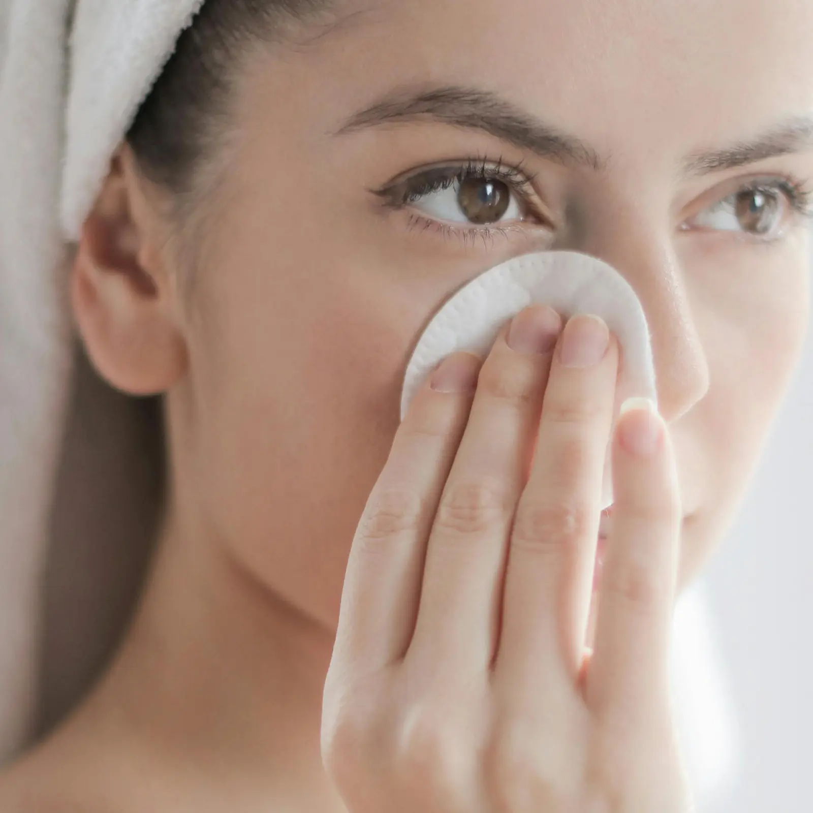 100 Dischetti di Cotone Morbido a Doppia Faccia, Spessi, per Rimozione Trucco, Bianchi, 2,36 Pollici, per Pulizia Viso e Tonico