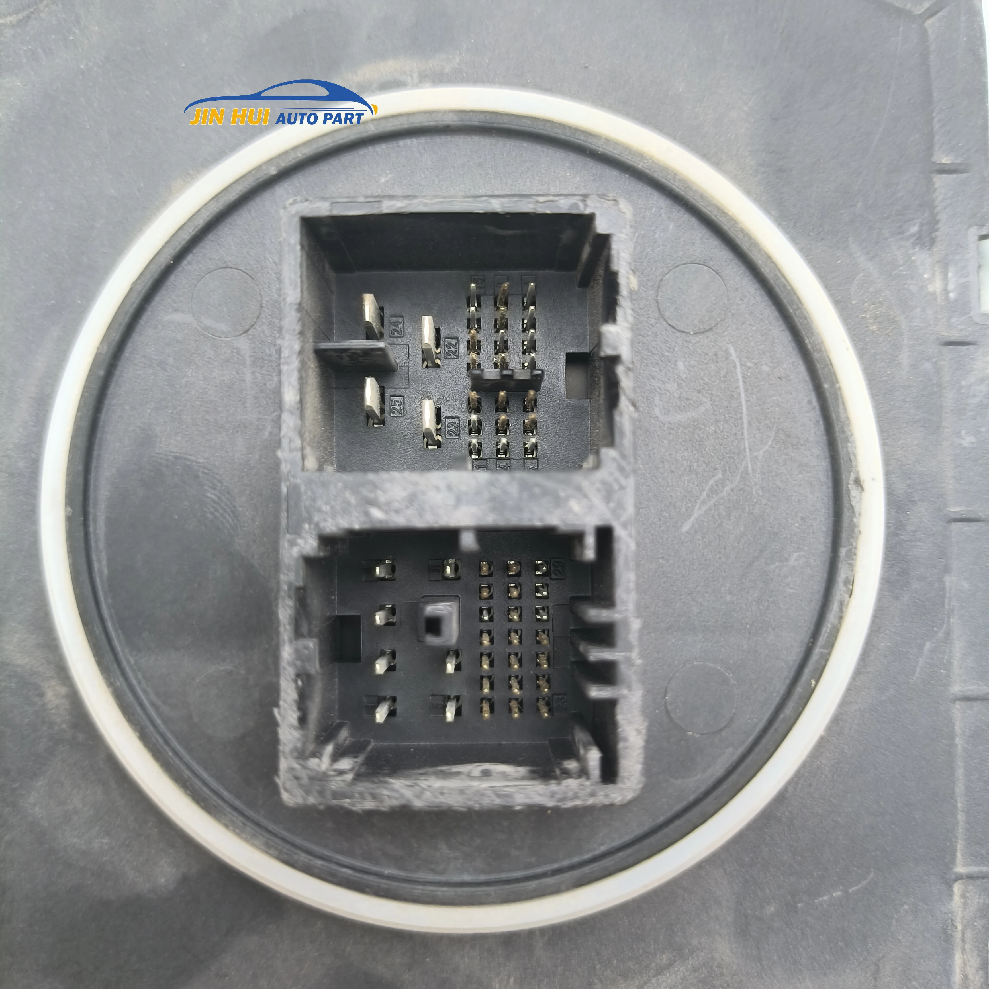 

13550282 13559401 Original LED Headlamp Controller Module Suitable For Bui-ck Drive Car 13550282 13559401 G-M