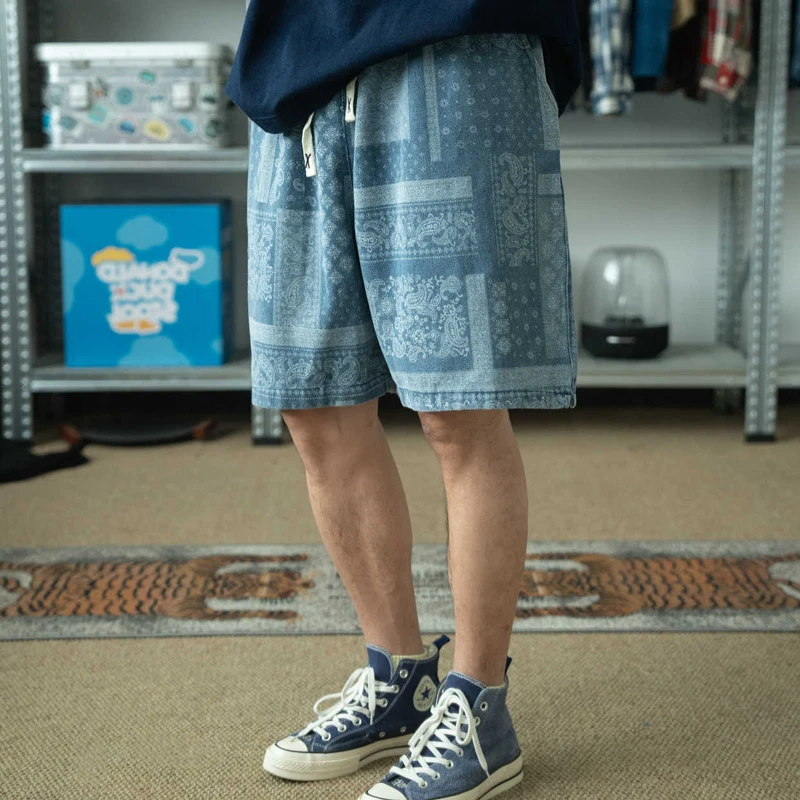 

Мужские повседневные джинсовые шорты из Японии с эластичным поясом, принтом пентаграммы и узором «цветы кешью», пляжные шорты с эффектом потертости
