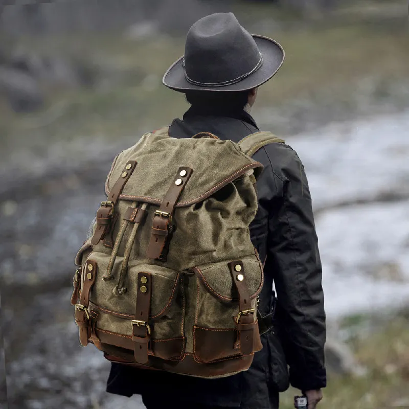 

Pepper Salt Men's Vintage Locomotive Canvas Tactics Volume Travel Outdoor Mountaineering Camping Backpack