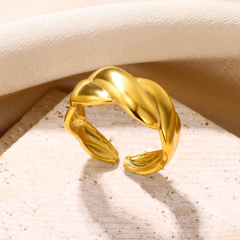 Stainless Steel Love Heart Rings for Women Gold Color Geometric Figure Rings 2023 Trend Korean Fashion Aesthetic Jewelry Gift