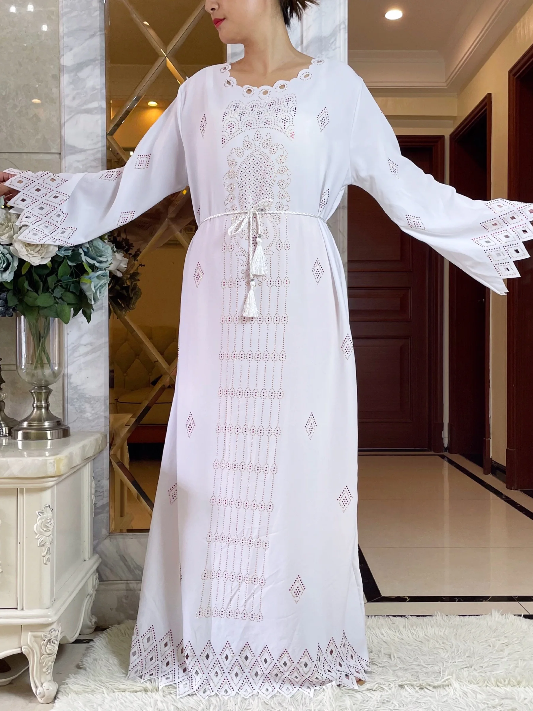 Mais recente outono feminino vestido elegante dubai roupas de festa manga longa dashiki muçulmano tecido conforto de alta qualidade africano abaya