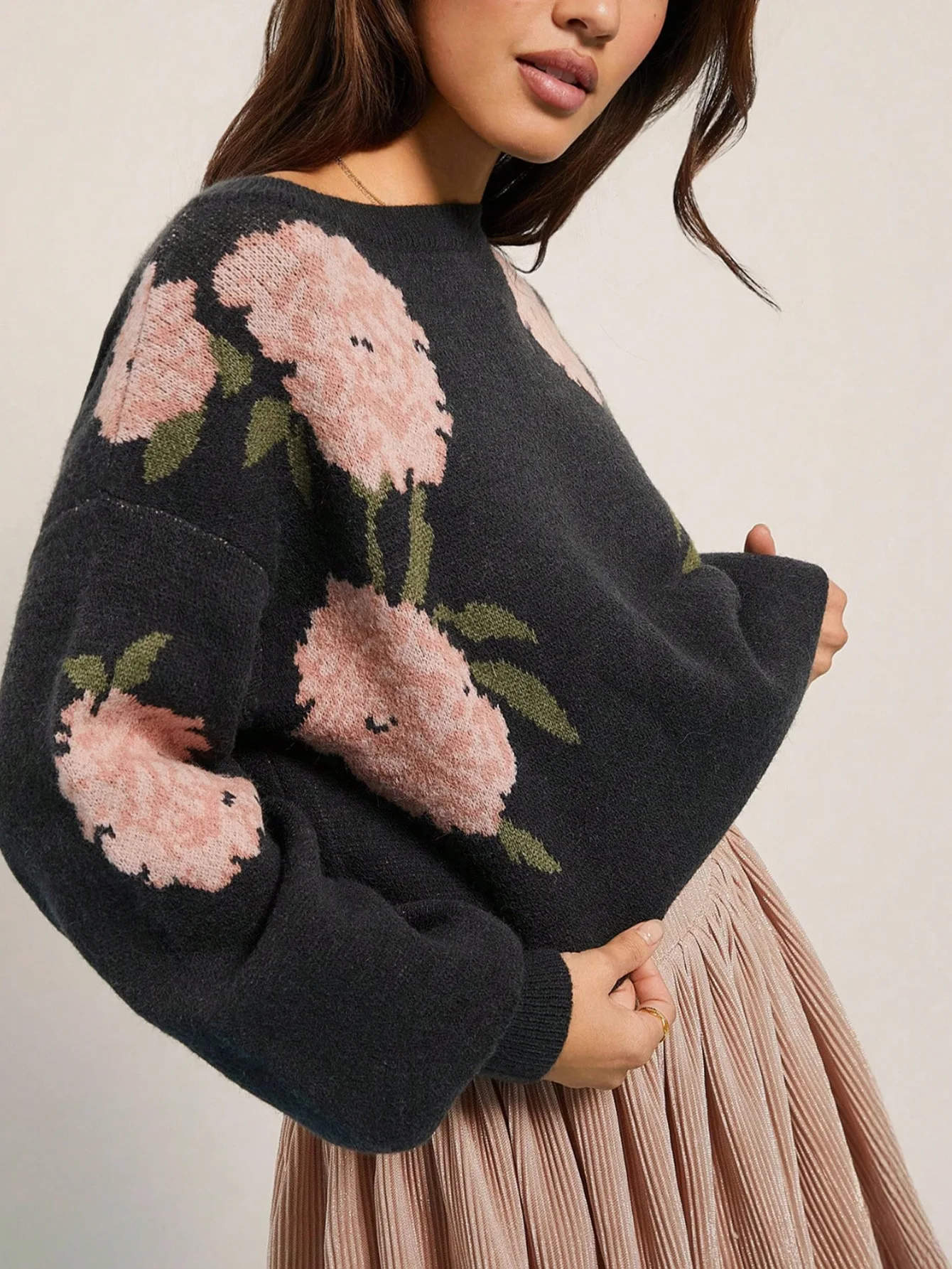 

Autumn Sweater European Style Heavy Work Fluffy Feeling Flower Design Loose Lazy Cashmere Style Fashionable Crew Neck Top