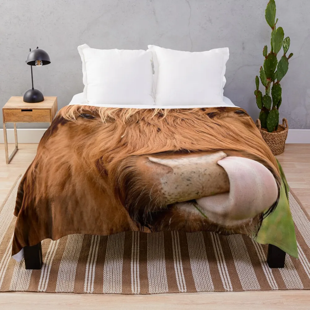 

Tasty, the highland cow Throw Blanket sofa Throw Blanket Single blanket soft bed blankets travel blanket