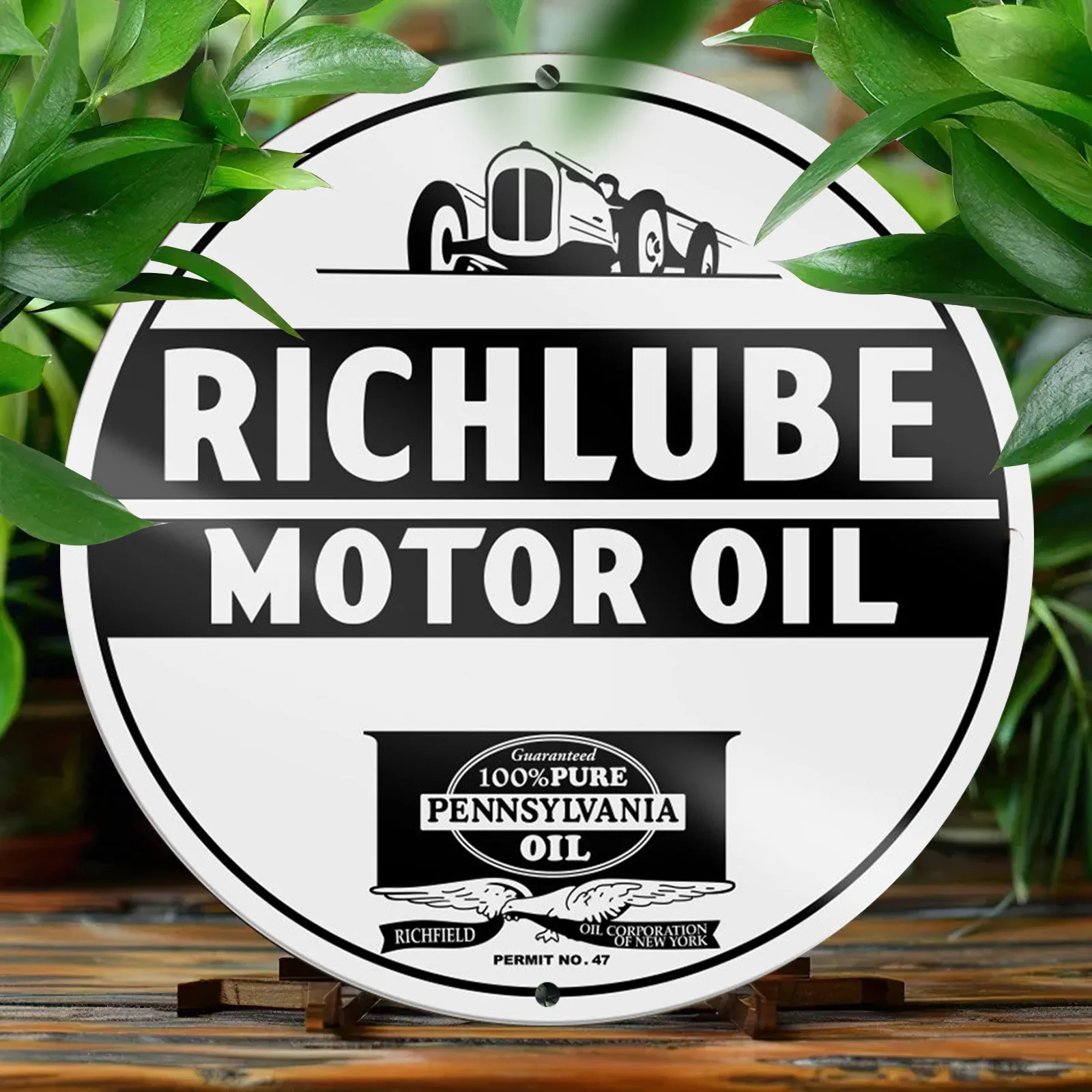 2D Flat Vintage Motor Oil Circular Aluminum Sign Scratch UV Resistant Garden Bar Decor