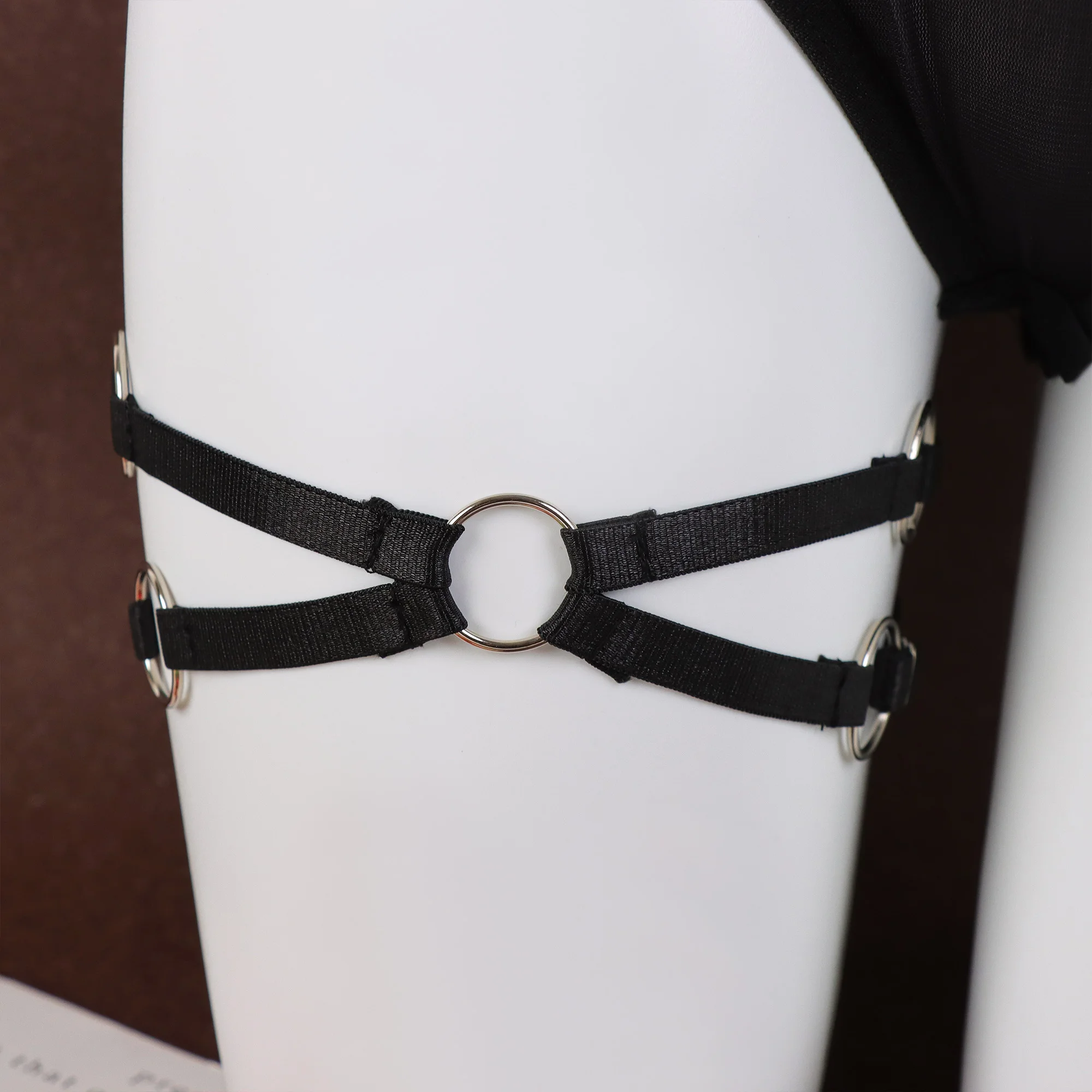 النساء القوطية الشرير مطاطا الفخذ الرباط حزام ، الساق تسخير الأشرطة Y2K الفتيات متقاطع الضمادات يلتف الساق