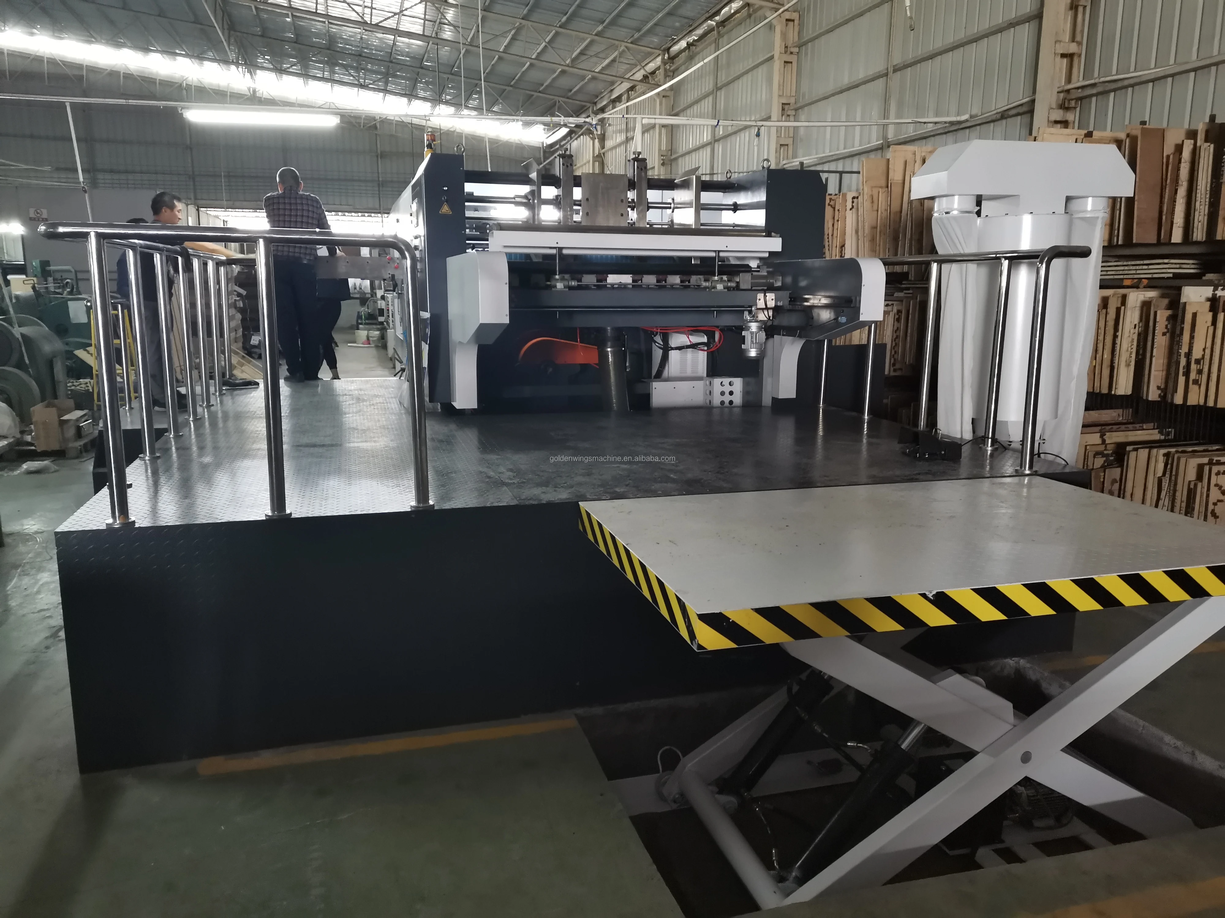 Automatic Creasing And Die Cutting Machine Carton Box Making Machine Prices Flat Die Cutting Machine For Corrugated Boxes