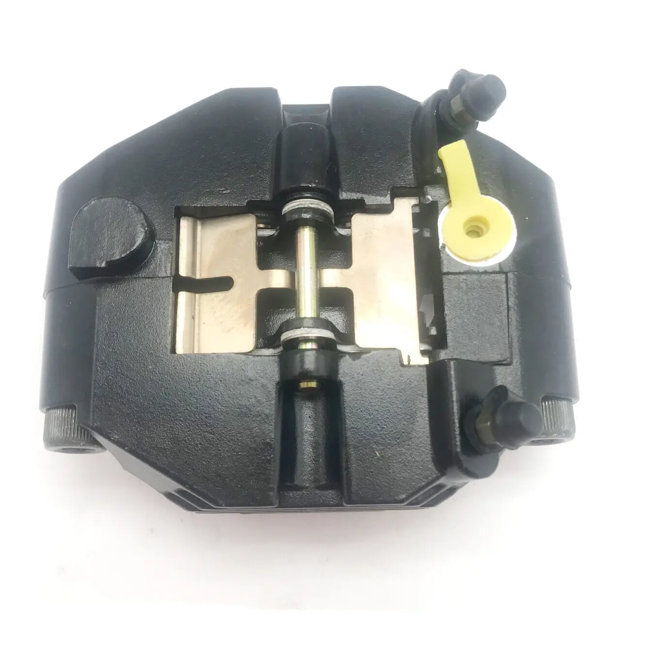 

Для CFMOTO X5 X6 X8 Cforce ATV 500 600 CF400AU CF500 CF500AU CFMOTOR CF600 CF625 CF800-2 CF Задний тормозной суппорт 9010-080500